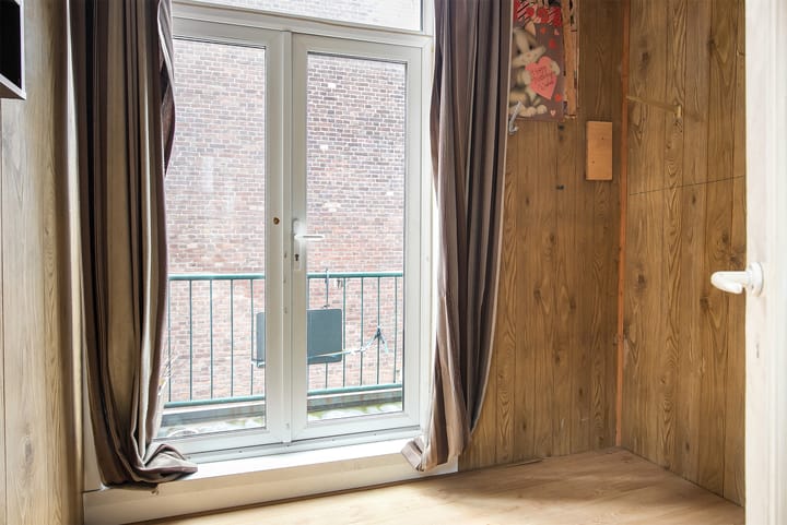 Photo 19 of Loosduinseweg 1027