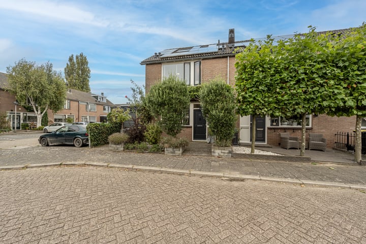 Bekijk foto 31 van John F. Kennedystraat 61