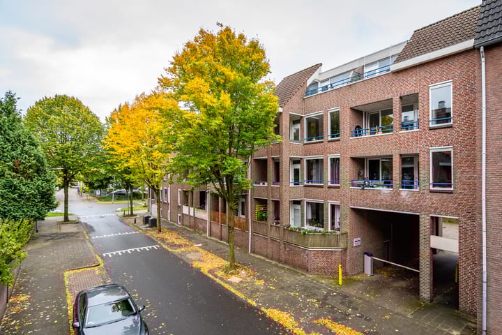 Foto 34 van Deken van Oppensingel 111