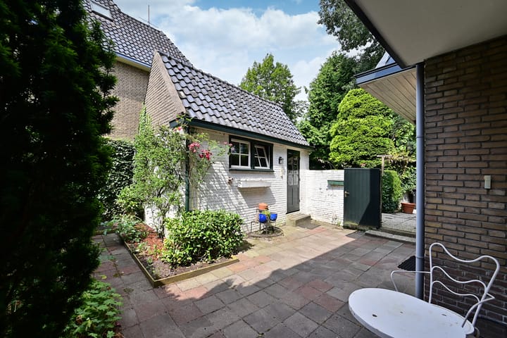 Foto 11 van Graaf Florislaan 3