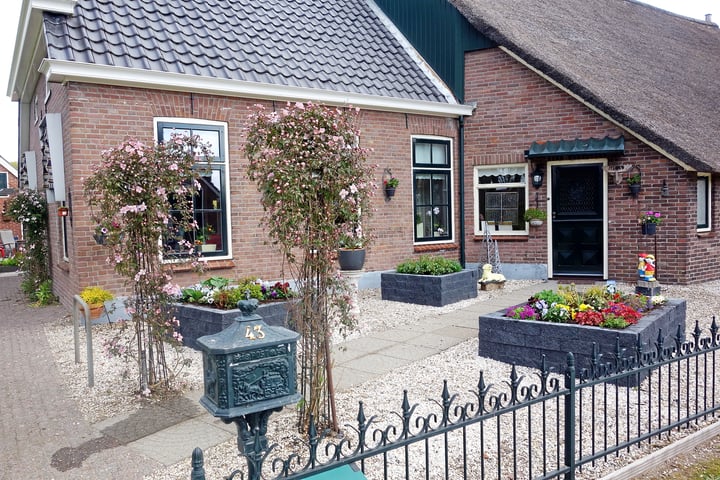 View photo 78 of Gieterstraat 43