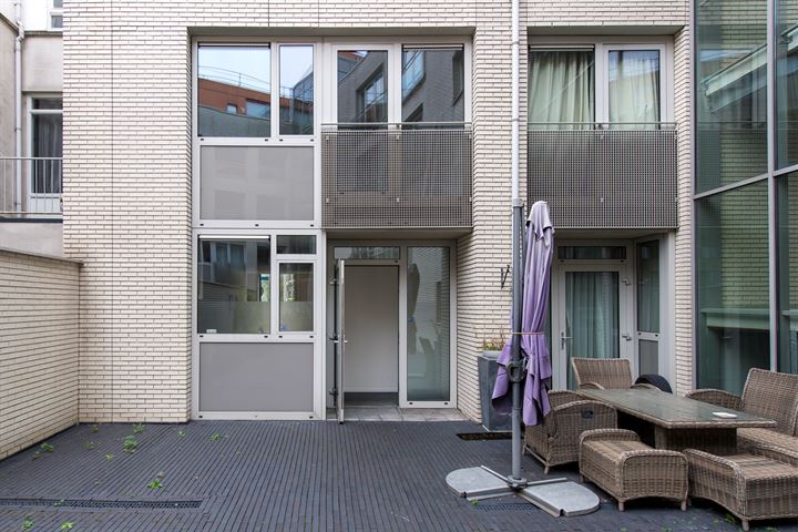 Bekijk foto 15 van Koestraat 246