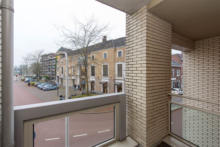 Bekijk foto 26 van Koestraat 246