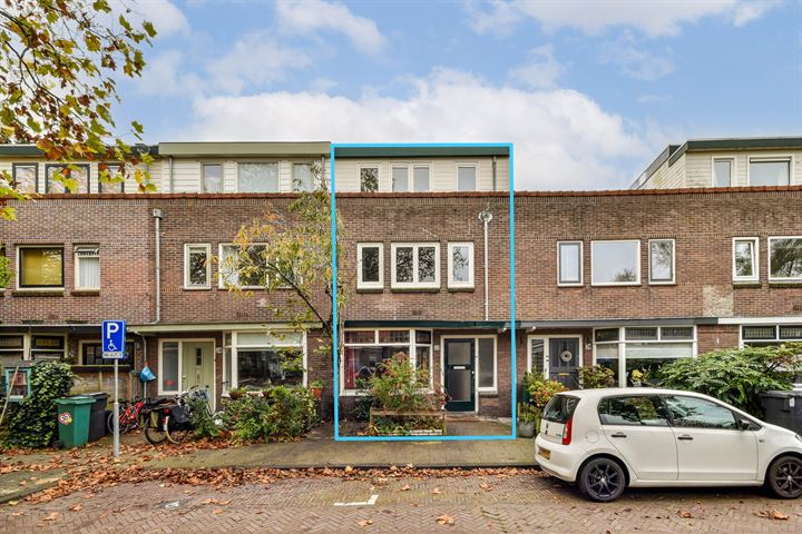 View photo 1 of Friezenstraat 22