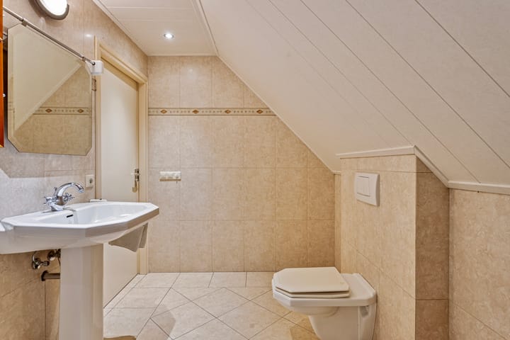 Foto 42 van Houtbroekdijk 19-A