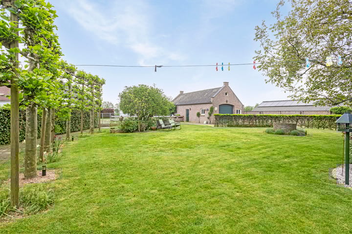 Foto 49 van Houtbroekdijk 19-A