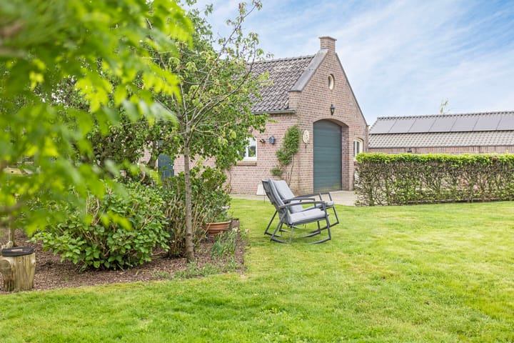 Foto 51 van Houtbroekdijk 19-A