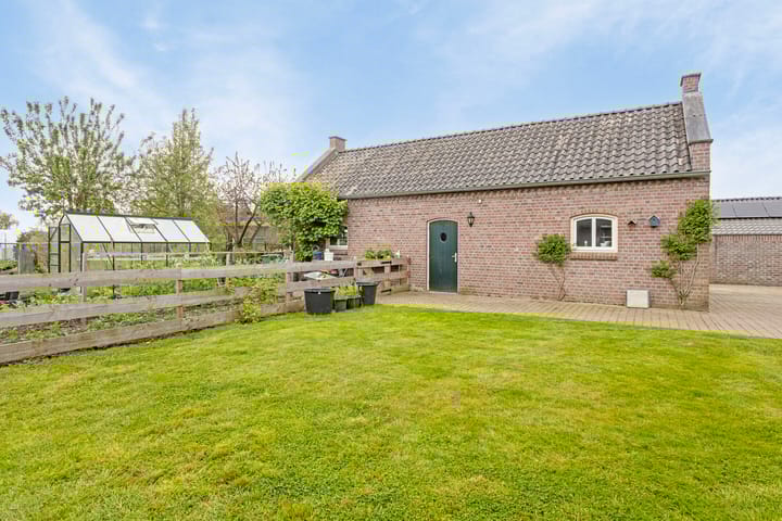 Foto 52 van Houtbroekdijk 19-A