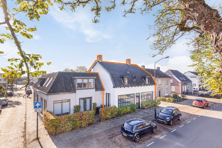 Foto 1 van Pastoor van Winkelstraat 34