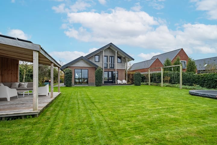 Photo 76 of Bourboomweg 28