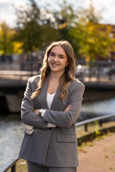 Esther Lazet - Commercieel Medewerker