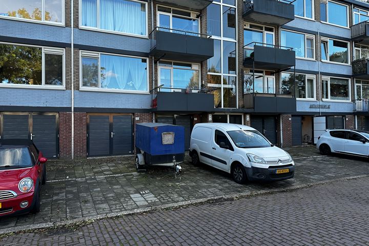 Bekijk foto 1 van Anth. Fokkerstraat 18 E