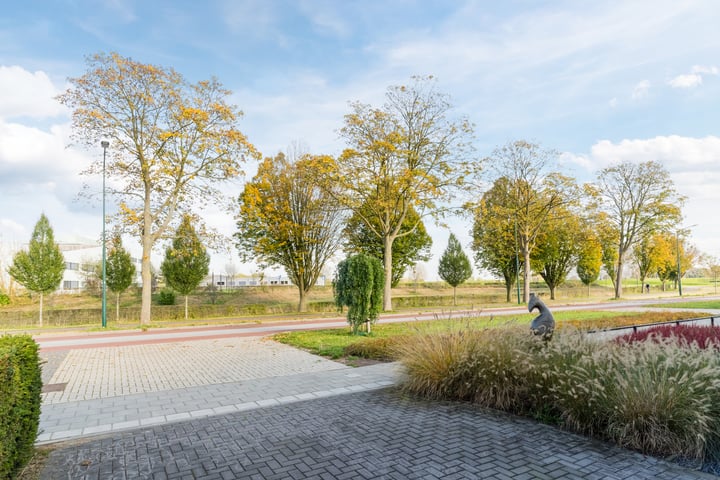 Bekijk foto 32 van Katwijkseweg 9