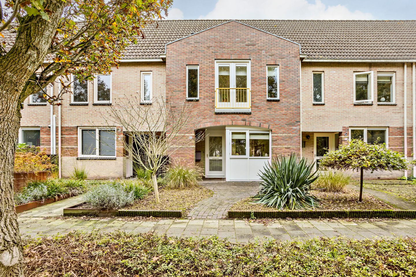 Foto 1 van Diamantstoep 23