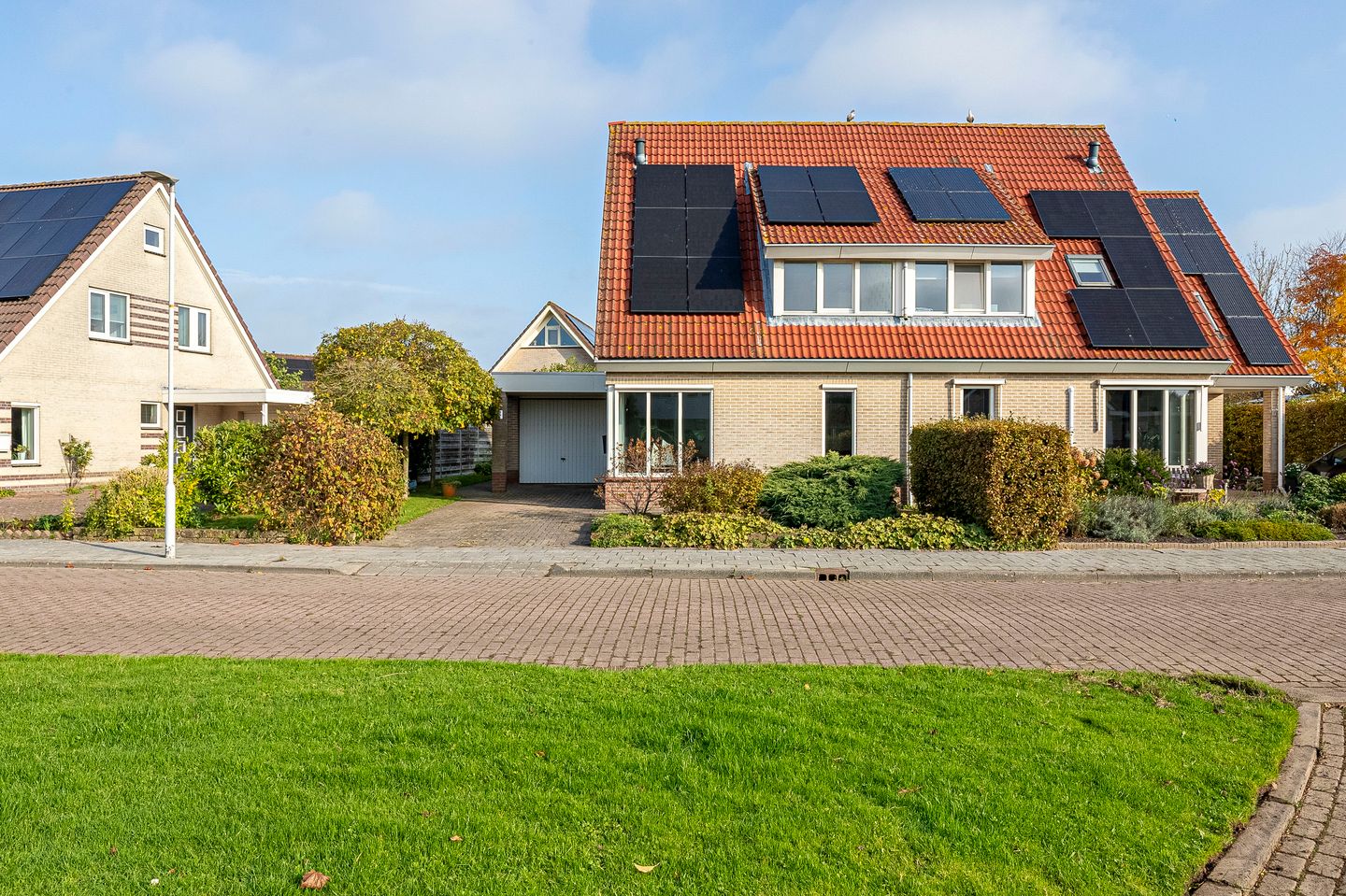 Foto 1 van Vogelzwin 27