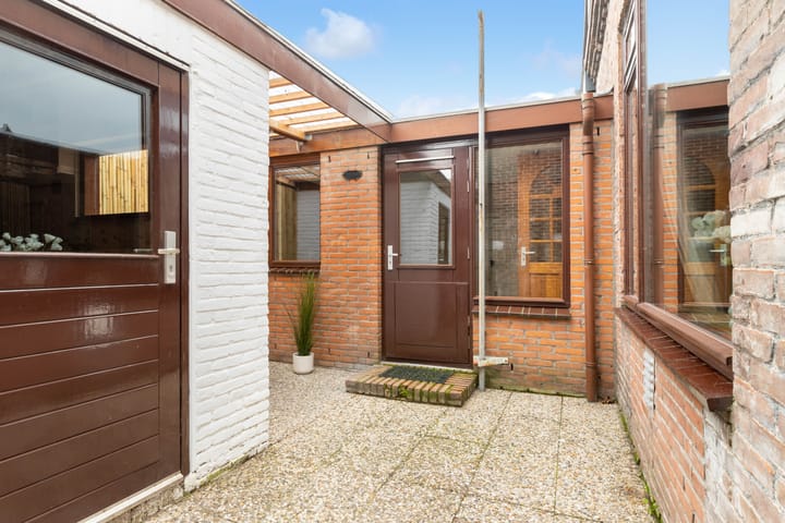 Foto 36 van Heemskerkerweg 2