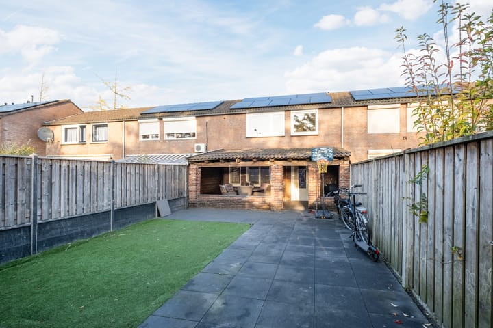 Foto 5 van Lyonhof 2