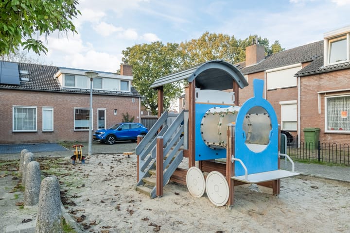 Foto 29 van Lyonhof 2