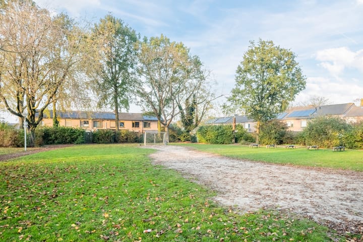 Foto 31 van Lyonhof 2