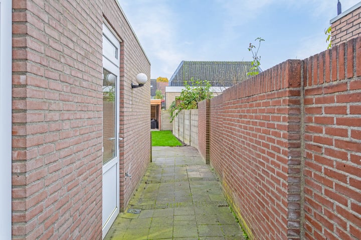 Bekijk foto 26 van Cornelis de Vriendtstraat 25