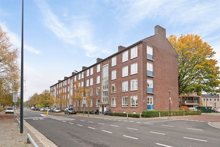 Bekijk foto 32 van Dr. Struyckenstraat 15-A