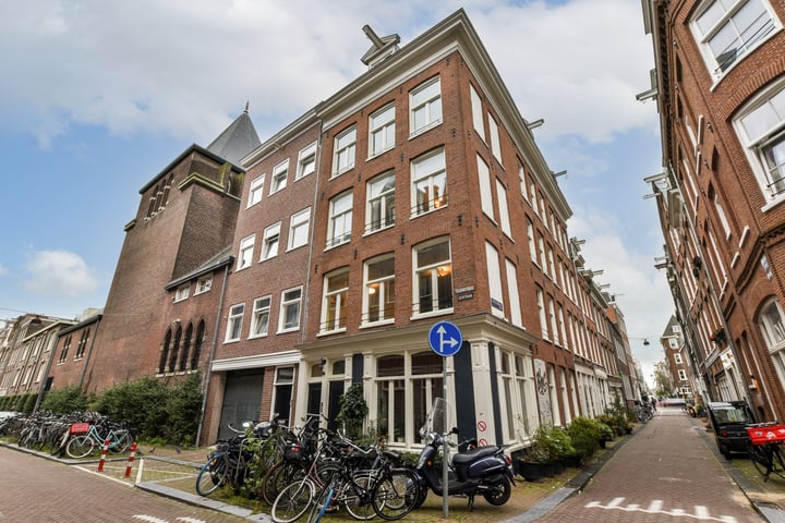 Bekijk foto van Bloemstraat 151 C