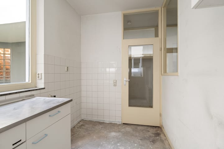 Photo 14 of Verversstraat 149