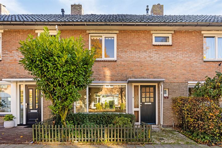 Bekijk foto 1 van Bilderdijkstraat 18