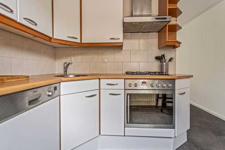 Photo 9 of Bremenstraat 74