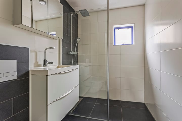 Photo 17 of Bremenstraat 74