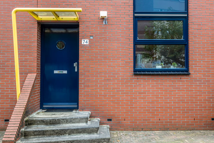 Bekijk foto 30 van Bremenstraat 74