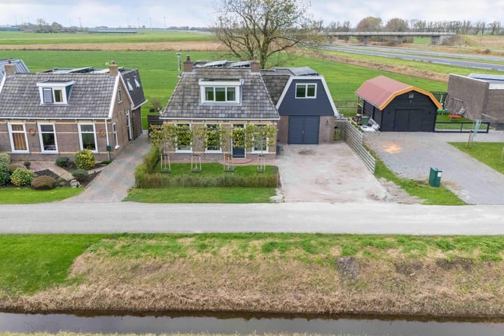 Photo 35 of Viersprong 10