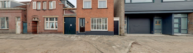 View 360° photo of Vooraanzicht of Emmastraat 33