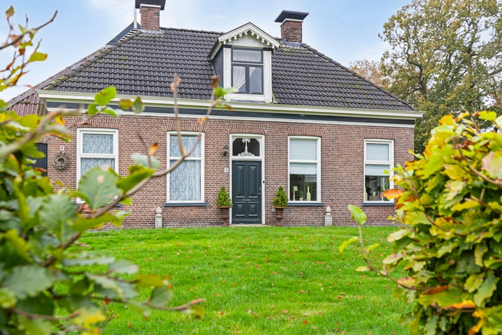 View photo 49 of Dorpsstraat 14