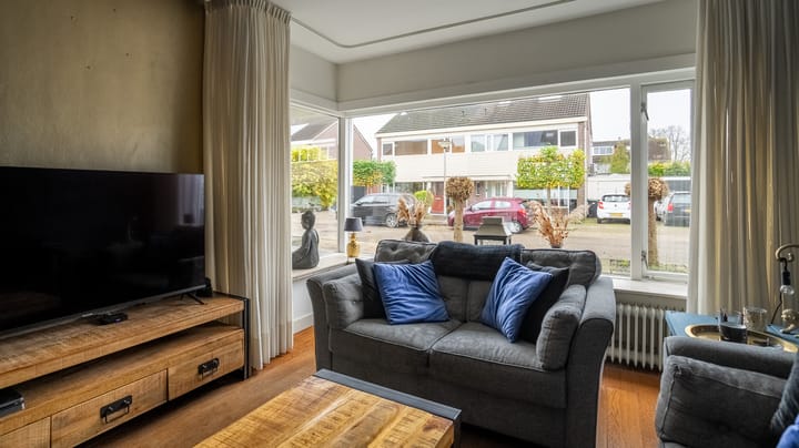 Foto 3 van Borg Ewsum 70