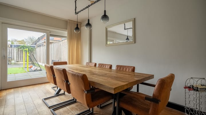 Foto 6 van Borg Ewsum 70