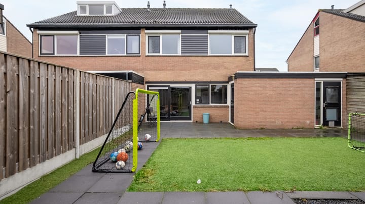 Foto 29 van Borg Ewsum 70