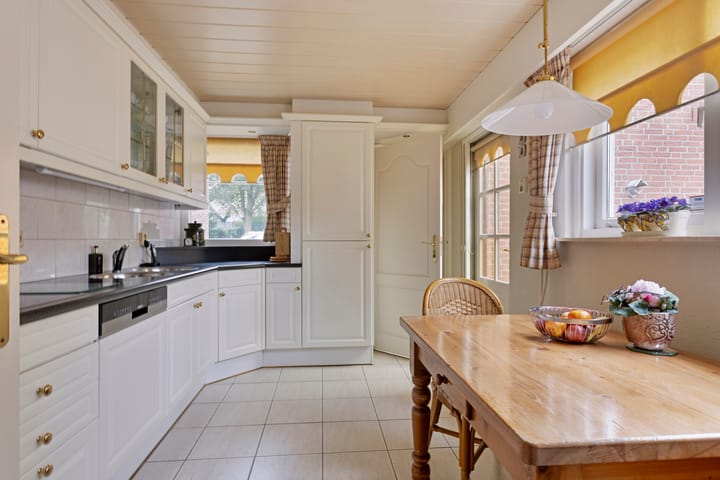 Foto 16 van Molenstraat 47