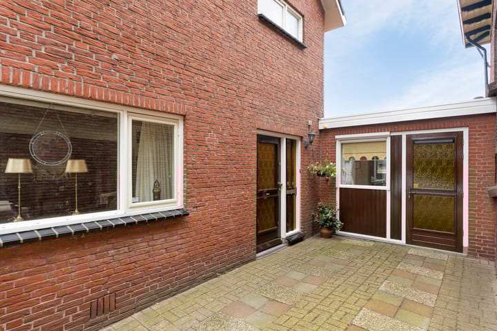 Foto 38 van Molenstraat 47