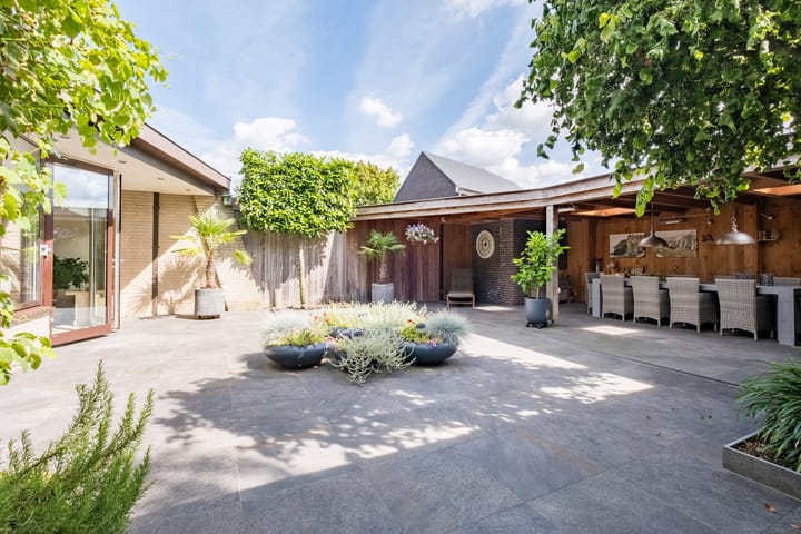 Foto 19 van St. Clemensdreef 4