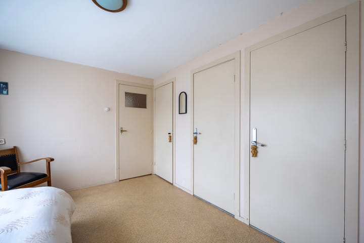 Foto 16 van Helfrichstraat 10