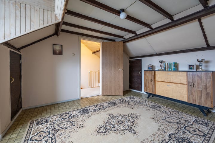 Foto 23 van Helfrichstraat 10