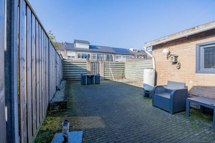 Foto 26 van Helfrichstraat 10