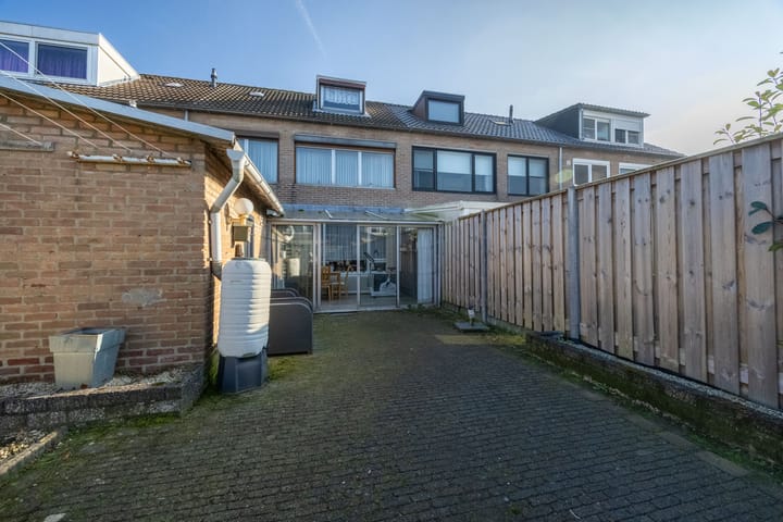 Foto 27 van Helfrichstraat 10