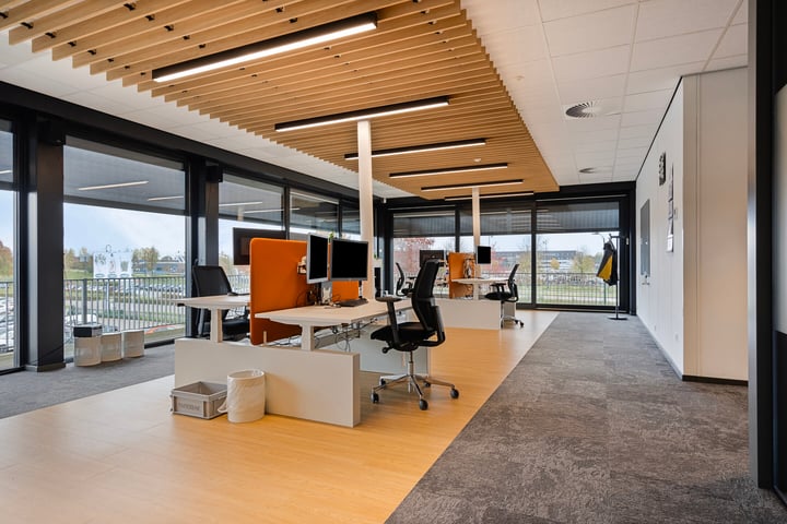 Corridor 15, Veghel