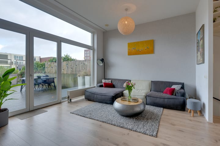 Photo 12 of Jan Vrijmanstraat 147