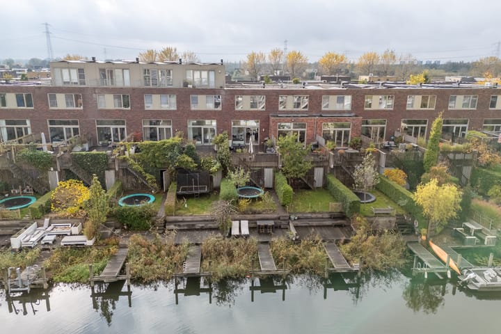 Photo 35 of Jan Vrijmanstraat 147