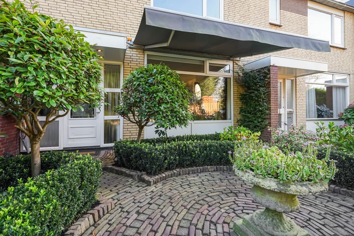 Foto 35 van Rozemarijn 175