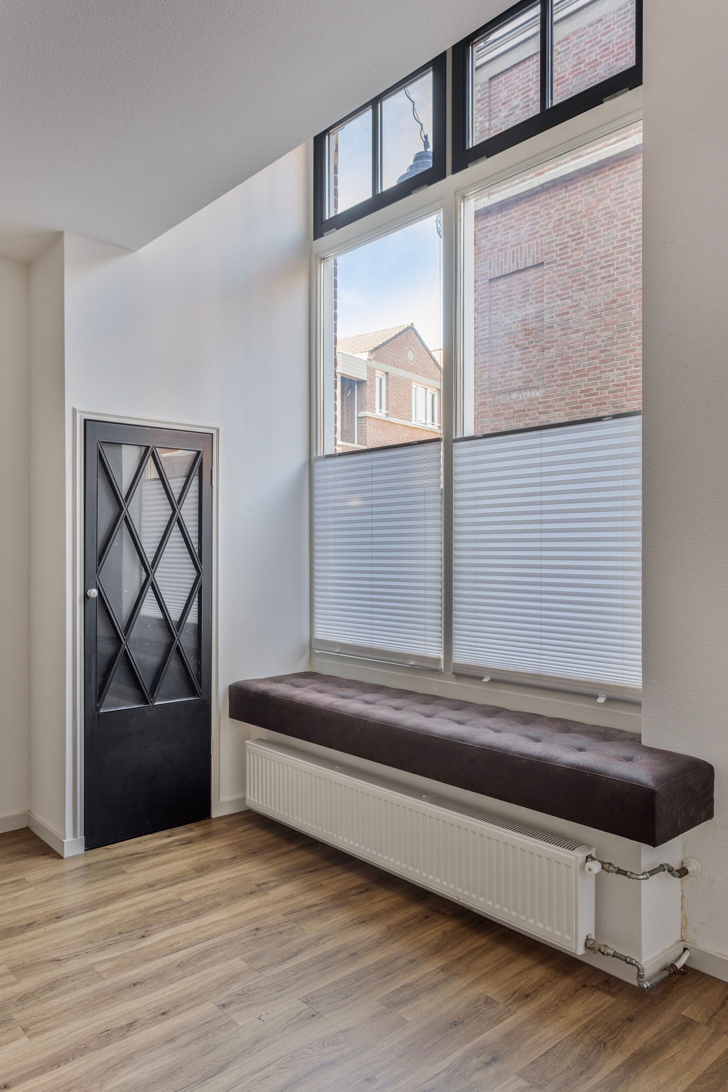 Foto 14 van Monsterstraat 4-B