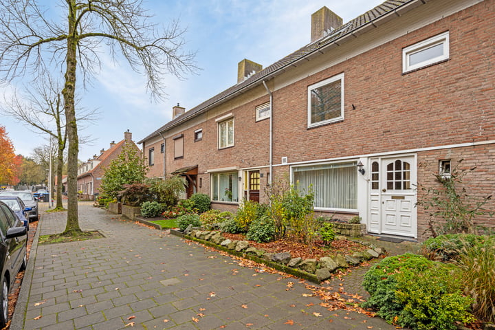 View photo 39 of van Vollenhovenstraat 20